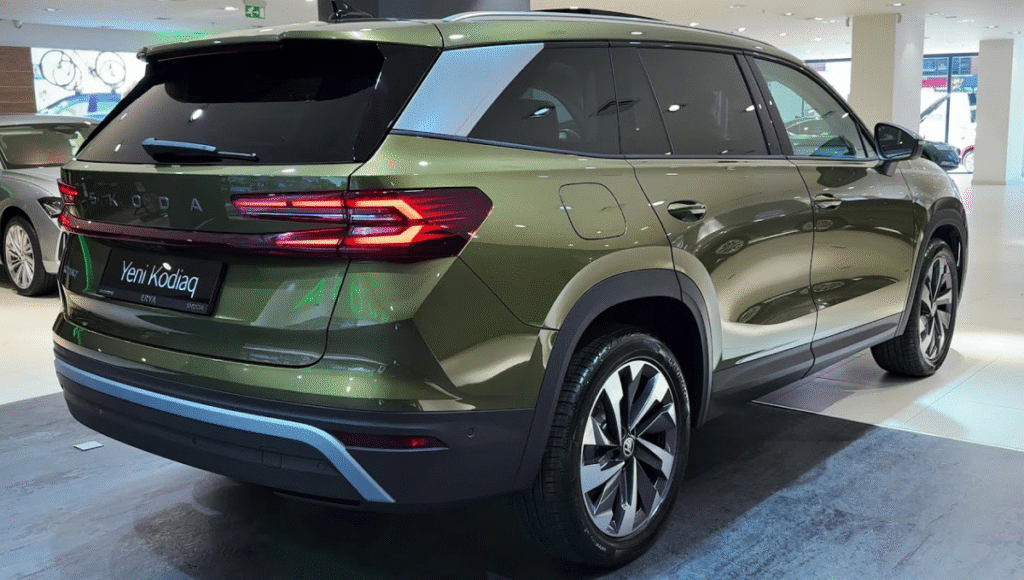 Skoda Octavia RS भारत में Diwali पर करेगी धमाकेदार एंट्री