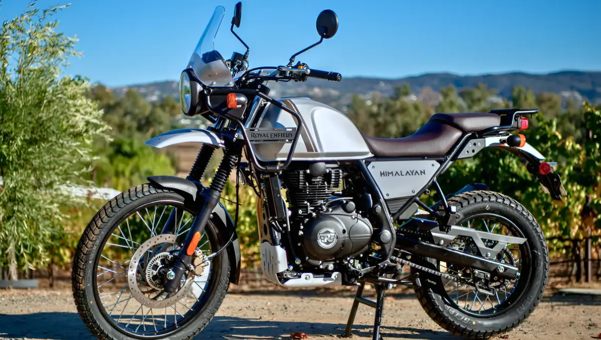 Royal Enfield Himalayan 750 Review: Royal Enfield की सबसे ताकतवर और लग्ज़री एडवेंचर बाइक, फीचर्स ने मचाई सनसनी