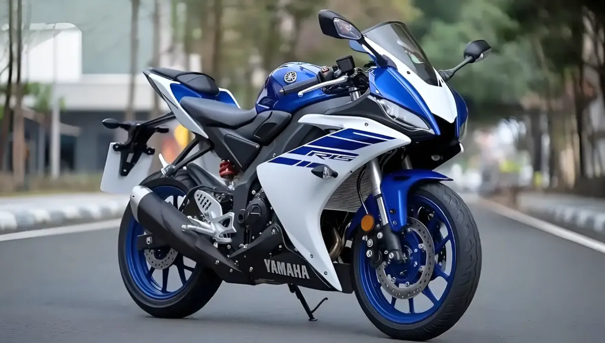 Yamaha R15 V5 ने मचाया धमाल 155cc इंजन और एडवांस टेक्नोलॉजी के साथ मार्केट में तहलका