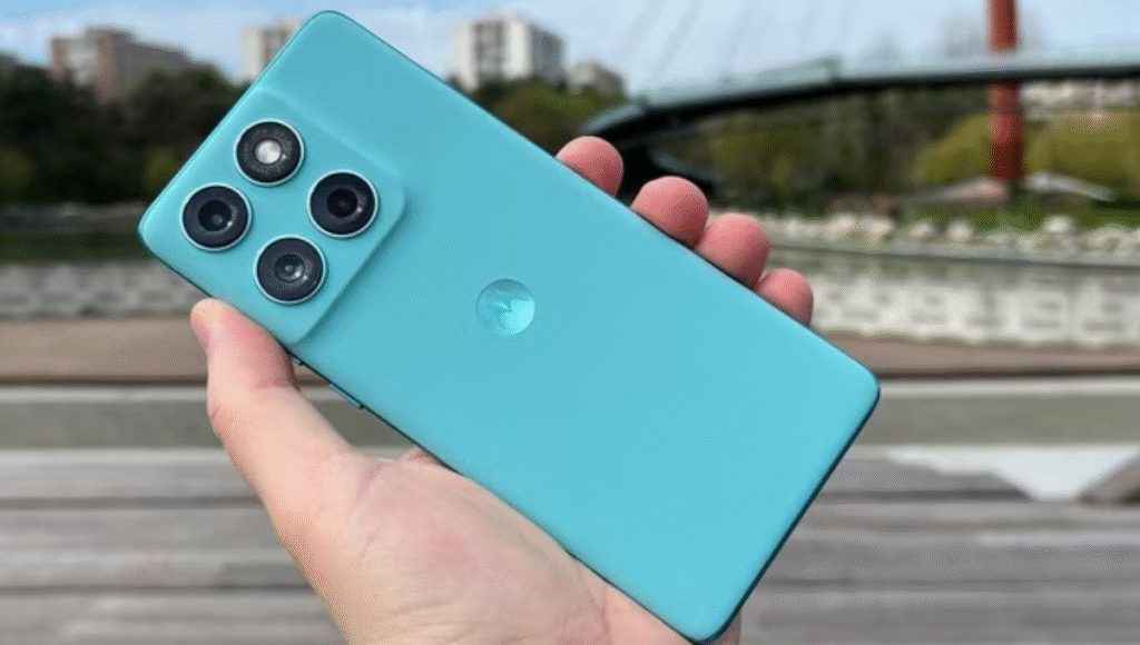 खरीदने से पहले देख लो Motorola Edge 50 Fusion 2025 हुआ सस्ता जानें इसकी Real Performance और Hidden Features