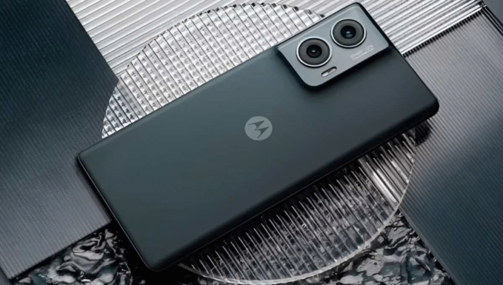 खरीदने से पहले देख लो Motorola Edge 50 Fusion 2025 हुआ सस्ता जानें इसकी Real Performance और Hidden Features