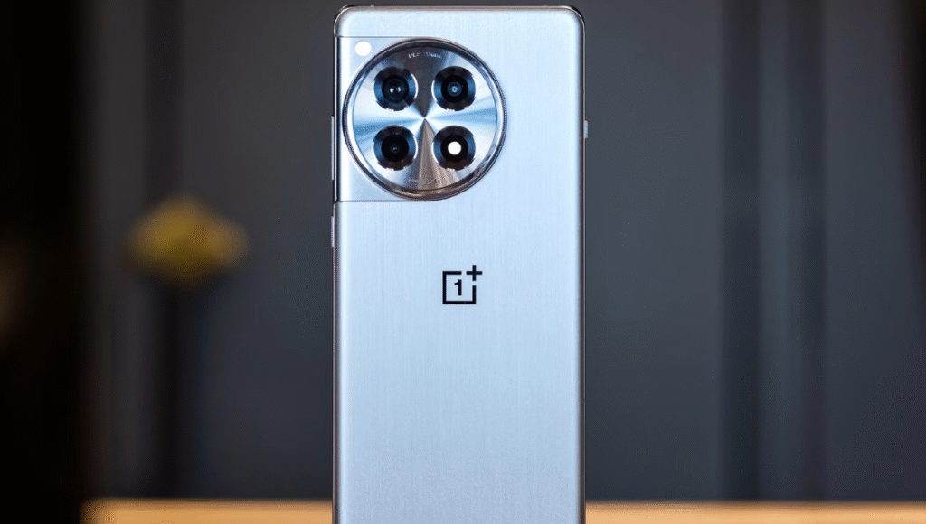 बस 2 दिन बाकी OnePlus 15 आ रहा है नए Design, Sony Camera और OxygenOS Magic के साथ