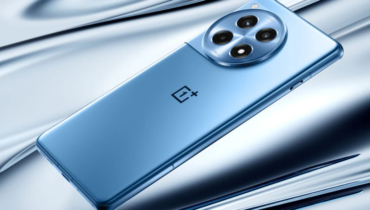 OnePlus 15 Review: न्यू डिज़ाइन, 120W चार्जिंग और OxygenOS 16 खरीदें या न खरीदें?