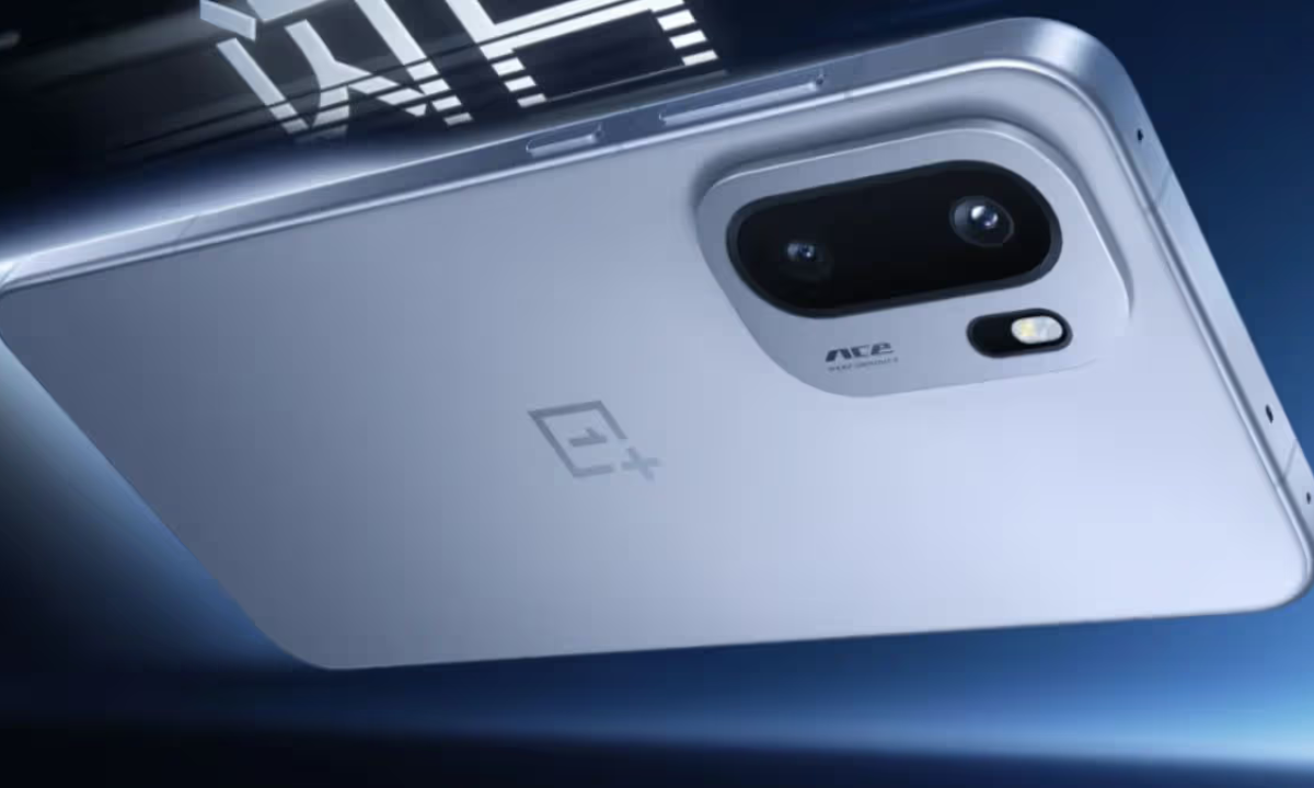 जिसका इंतजार था आखिरकार आ ही गया OnePlus Ace 6T धमाकेदार Snapdragon 8 Gen 5 प्रोसेसर और 8,300mAh बैटरी के साथ