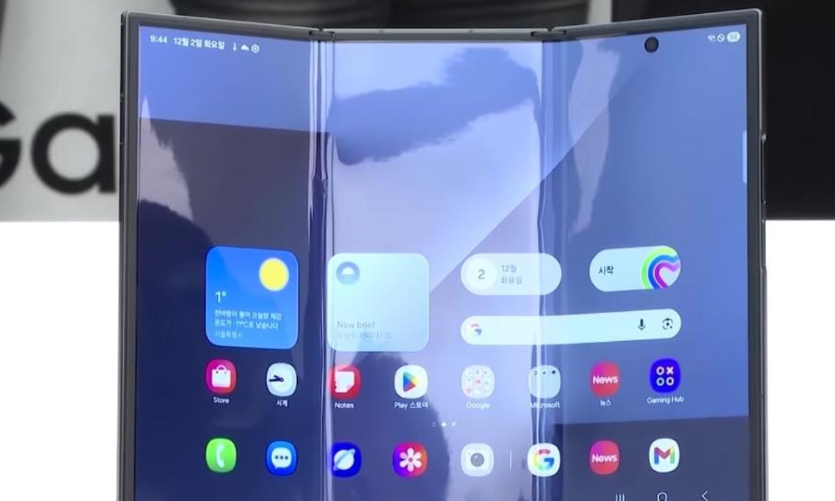 आ गया Future Smartphone: Samsung Galaxy Z TriFold 10-इंच Display, 5600mAh Battery और Futuristic Design