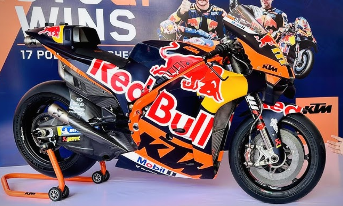 KTM ने दुनिया को चौंकाया: नया 850cc MotoGP इंजन टेस्टिंग में पकड़ा गया, फैंस में मचा जबरदस्त उत्साह